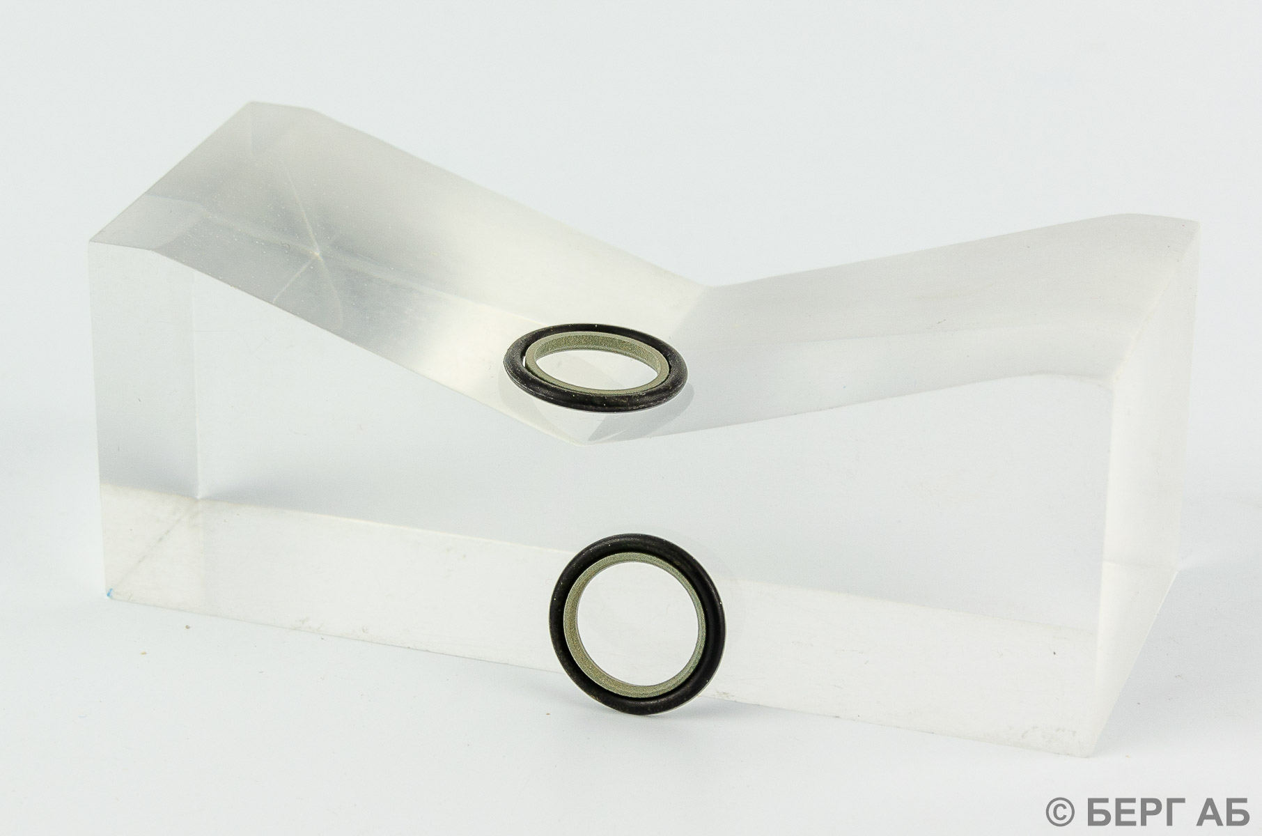 Производитель: SKF</br>Уплотнения CR GS 12X16.9X2.2-AD1