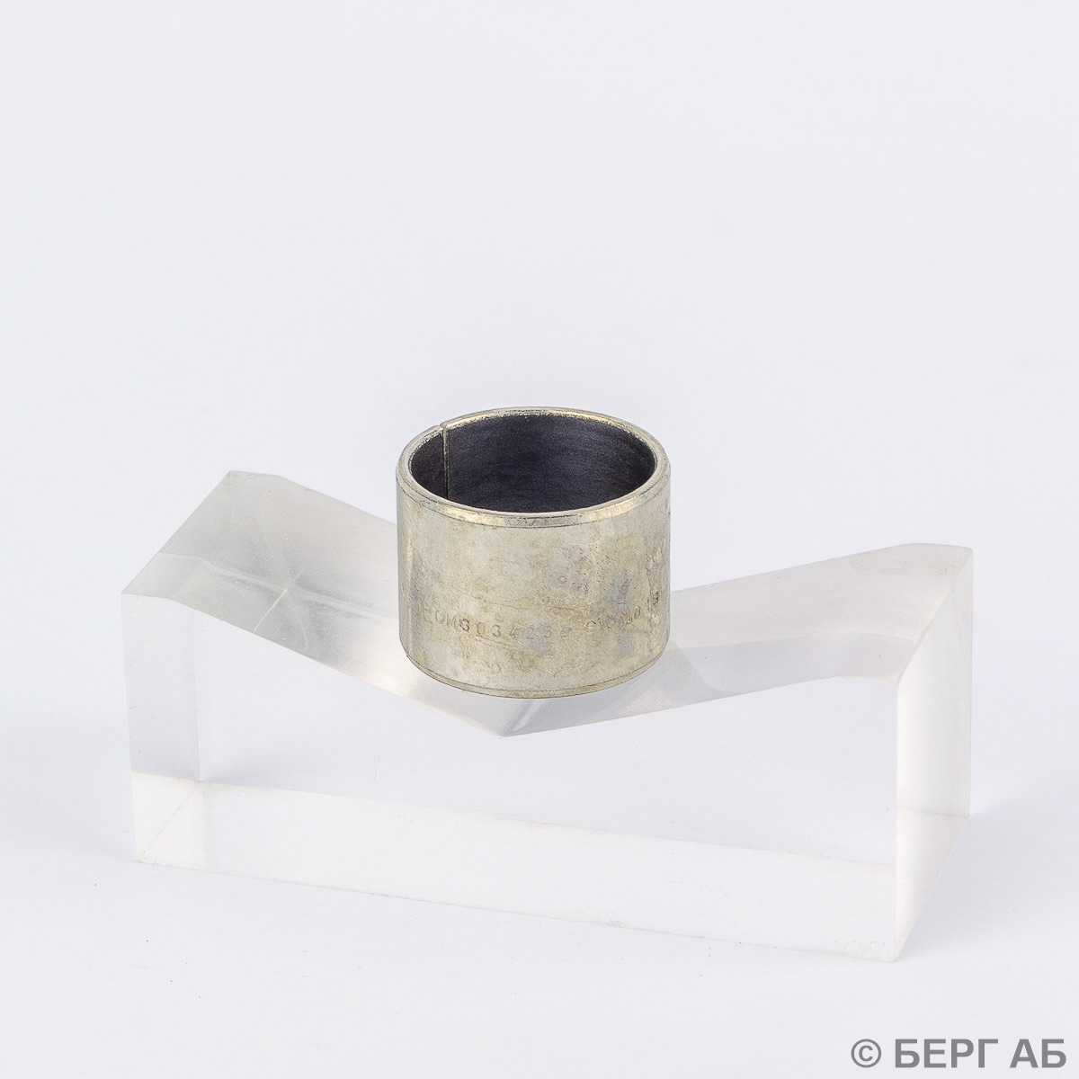 Производитель: SKF</br>Втулки скольжения PCM 303425 E